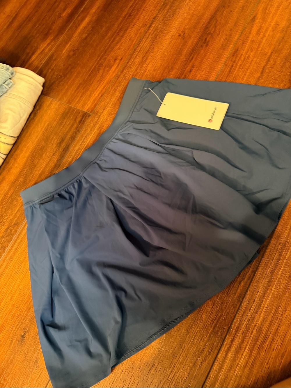 lululemon athletica angled pleat high rise tennis skirt Built-In Shorts